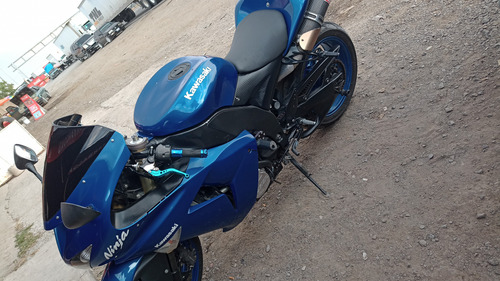 Motor 1000 Cc, Jalando Al 100, Cuenta Con Titulo Y Pedimento