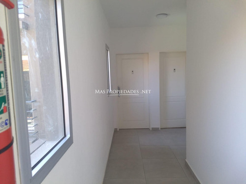 Imagen 13 de 13 de Departamento En Venta 1 Dormitorio En Berazategui