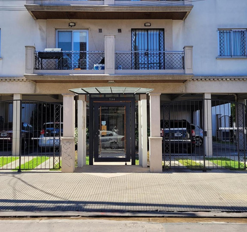 Imagen 1 de 10 de Departamento 2 Ambientes - Castelar Sur