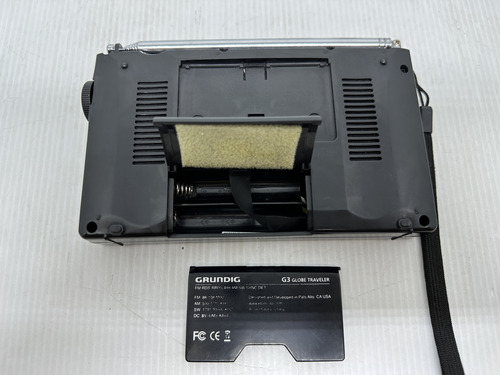 Rádio Receptor Grundig G3 Globe Traveler Am Fm Ssb Leia Desc (Usado)