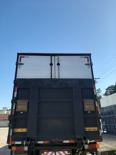 Ford Cargo 2429