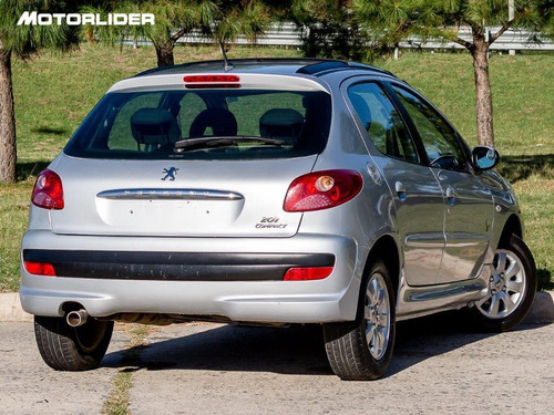 Peugeot 207 Black & Silver Ex Full 1.4 - Permuta / Financia