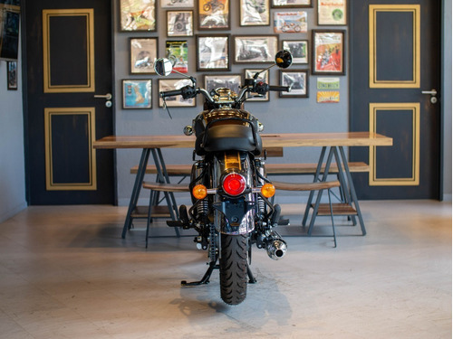 Imagen 5 de 25 de Royal Enfield Classic 350 Reserva