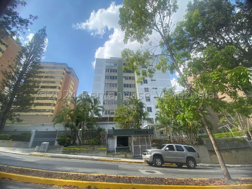 Apartamento En Alquiler, Los Naranjos Del Cafetal #24-21405