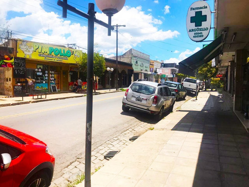 Imagen 3 de 9 de Local Comercial En Venta Sobre Av. San Martín Ubicado En Cosquín