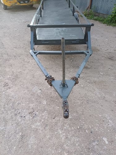 Trailer De 5.50m X 1.60m. Ideal Para Transportar Fardos, Etc