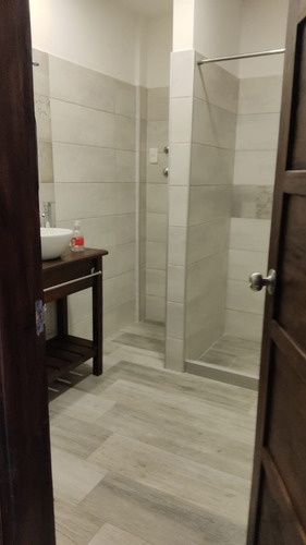Imagen 3 de 5 de Apartamento A La Venta En Montevideo | Capurro Alquilado 2 Dorm