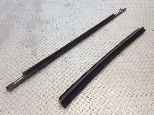 Par Caluelas Delantera Derecha Chevrolet Traverse Mod 09-12 (Usado)