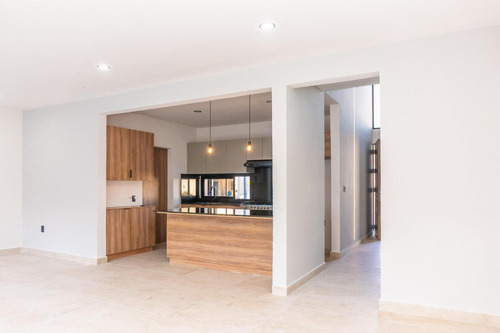 Lomas Del Dorado Casa En Venta Con Amplio Jardín Y Bonitos Acabados