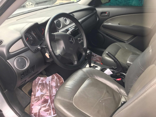 Mitsubishi Airtrek 2.4 5p 2003