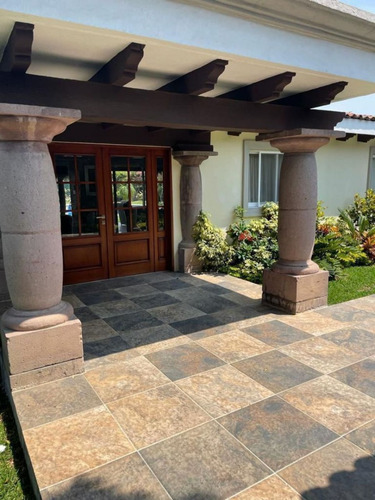Residencia En Venta En Lomas De Cuernavaca En Paseo De La Reforma
