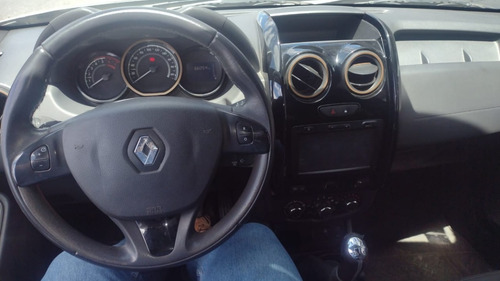 Imagen 6 de 10 de Renault Duster 1.6 Privilege 2017 - Southcar