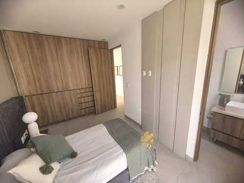 Casa En Venta Con Vista Panorámica En Zibata!