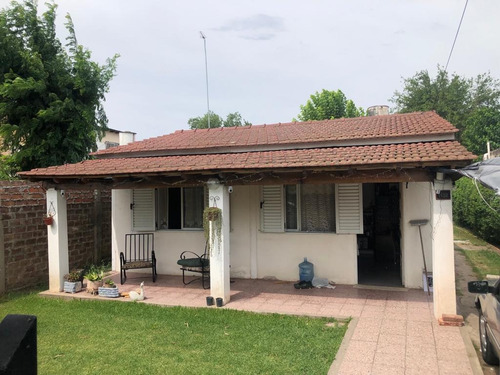 Imagen 1 de 11 de Casa - Ezeiza