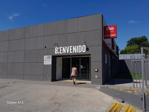 Venta Local 2000 M2 S/ 5500 M2 De Terreno