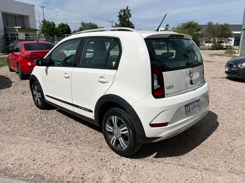 Volkswagen Up! 1.0 Cross Up!