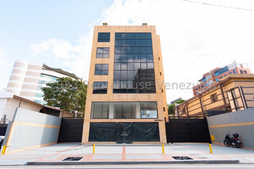 Extraordinario Edificio Nuevo  En Venta Urb. Las Mercedes Caracas  22-22542