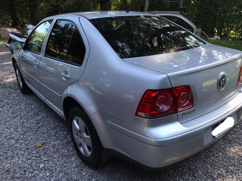 Volkswagen Bora 2.0 Trendline 115cv 2012