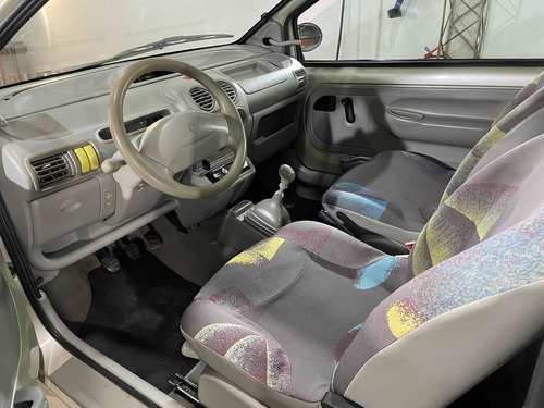 Renault Twingo 1.2 Expression Aa 2000
