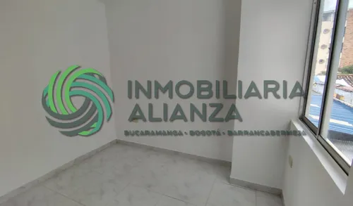 Apartamento En Arriendo En Antonia Santos Centro. Cod A16968