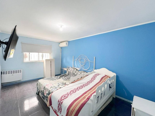 Casa En Venta - 2 Dormitorios 1 Baño - Santa Fe