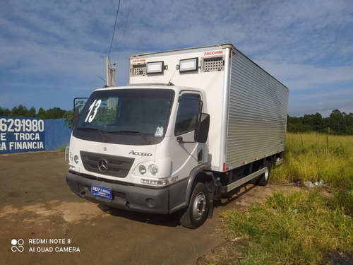 Imagem 1 de 2 de Mercedes Benz Acello 815