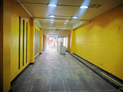 Local Comercial En Arriendo Irarrazaval Con Vicuña Mackenna