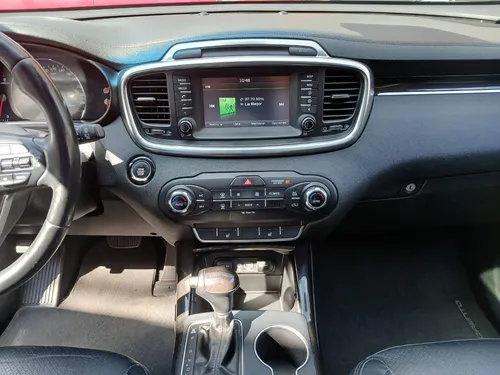 Kia Sorento 3.3 V6 Ex Pack Piel 7 Pasajeros At