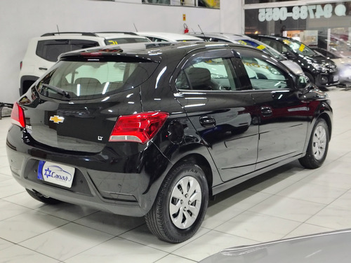 Chevrolet Onix Onix 1.0 LT SPE/4