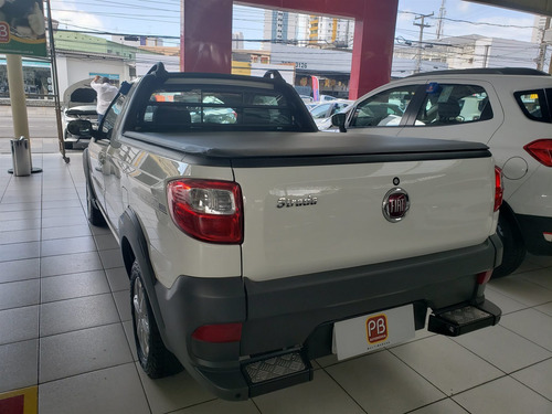 Fiat Strada 1.4 Mpi Freedom Cs 8v Flex 2p Manual