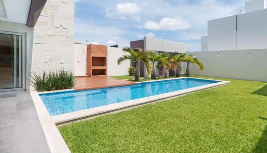 Casa En Venta En Veracruz, En Palmas Green Residencia Nueva Con Alberca 4 Recamaras. Amplio Jardín Saja De Tv Doble Altura, Estacionamiento Para 4 Autos Terraza