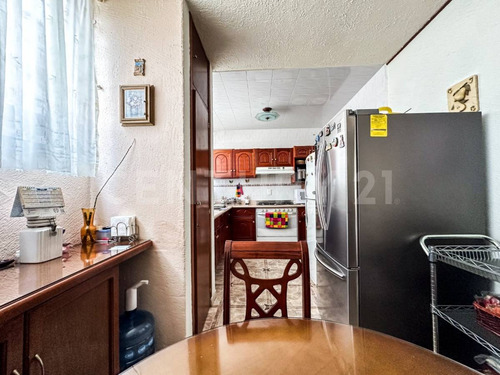 Casa En Venta, En Privada En Jardín Balbuena