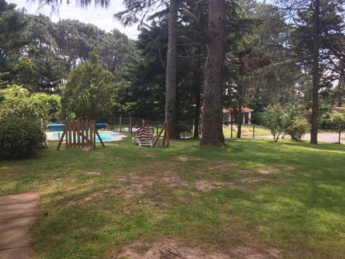 Imagen 25 de 27 de Av. Del Mar - A Pasos De International College - Punta Del Este Cantegril
