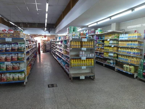 Imagen 5 de 14 de Importante Local En Alquiler