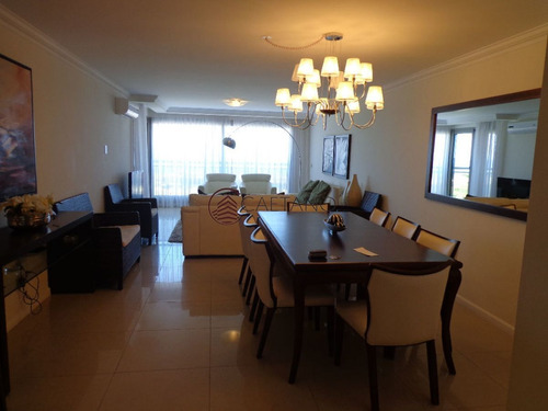 Imagen 8 de 30 de Imperiale - Punta Del Este Brava