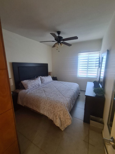 Imagen 16 de 20 de Casa En Venta. Zibata 3 Recamaras + Cuarto De Juegos Roof Garden .