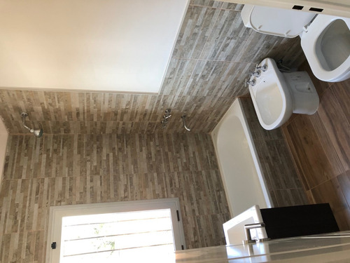 Casa En Venta En Villa Ballester