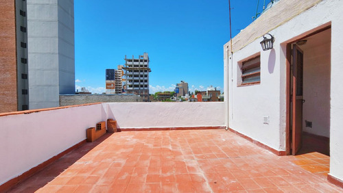 Departamento Interno Arroyito 4 Dormitorios Patio