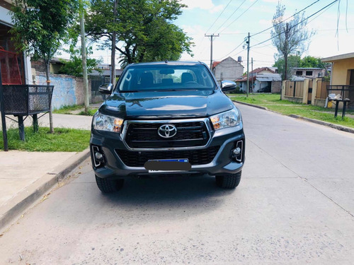 Toyota Hilux 2.8 Cd Srv 177cv 4x2 2019