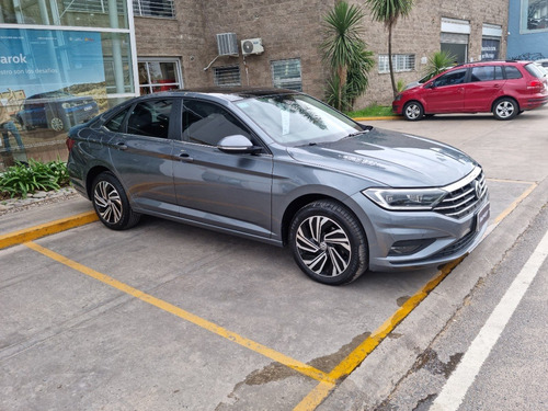 Imagen 11 de 25 de Vw Vento Highline 1.4 Automatico 2021 Ugarcia Us