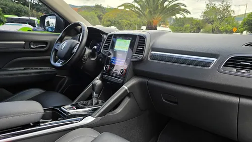 Renault Koleos 2.5 Intens 4X4 Bose