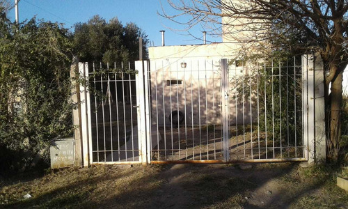 Imagen 4 de 22 de Casa 33 M2 Con Parque 516m2 San Luis Cap. Vendo O Permuto Por Depto O Ph En Capital Federal