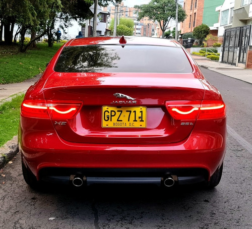 Jaguar Xe 2.0 Prestige Turbo Full Equipo. Garantia.