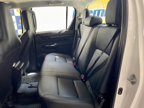Imagem 7 de 9 de Toyota Hilux Cd 4x4 2.8 Diesel Mec.