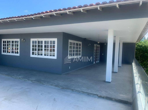 Excelente Casa Em Camboinhas, 8 Quartos Com 2 Suítes. 5 Vagas. Niterói/rj - Ca0668