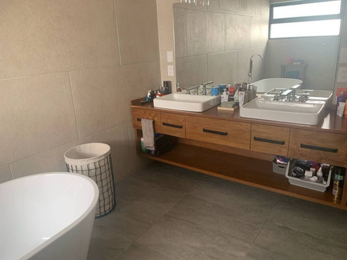 Casa 3 Recamaras En Un Solo Nivel En Lagos Del Sol Cancun