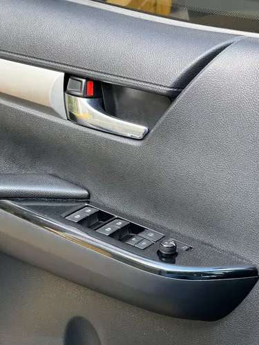 Toyota Hilux Srx 4.0l Gasolina 4x4 Blindaje 2plus At 2021