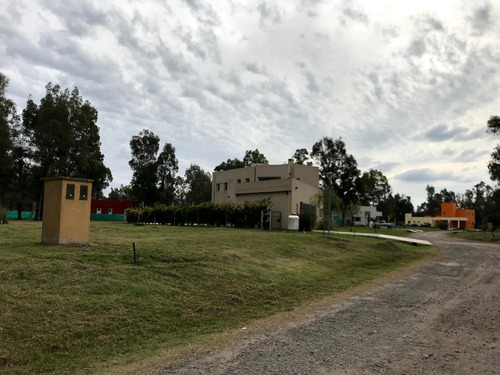 Imagen 4 de 4 de Lote En Venta En Barrio Privado Alvarez Del Bosque