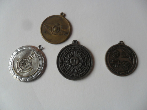 4 Llavero Medalla Militar Antiguo Ejercito Pna Gn Aeronautic