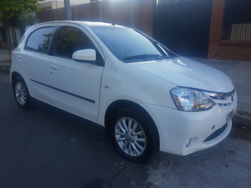 Toyota Etios 1.5 Sedan Xls 2014